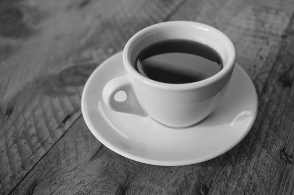 5 razones por las que el café tibio (frío) es tan malo