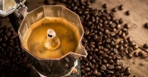 ¿Los granos de café son sensibles a la luz?