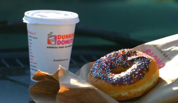 Cómo pedir café en Dunkin' Donuts: ¡9 consejos y trucos!