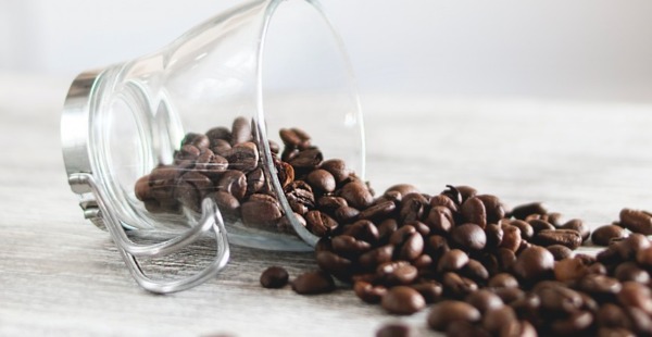 ¿Cuánto tiempo dura el café molido en la bolsa una vez abierta?
