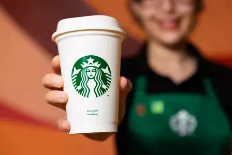 ¿Starbucks tiene café negro?