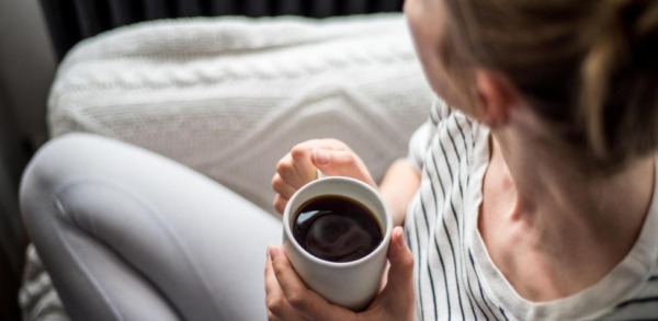 ¿Por qué el café se sirve tan caliente?   Conozca los efectos secundarios de beber demasiado café caliente 